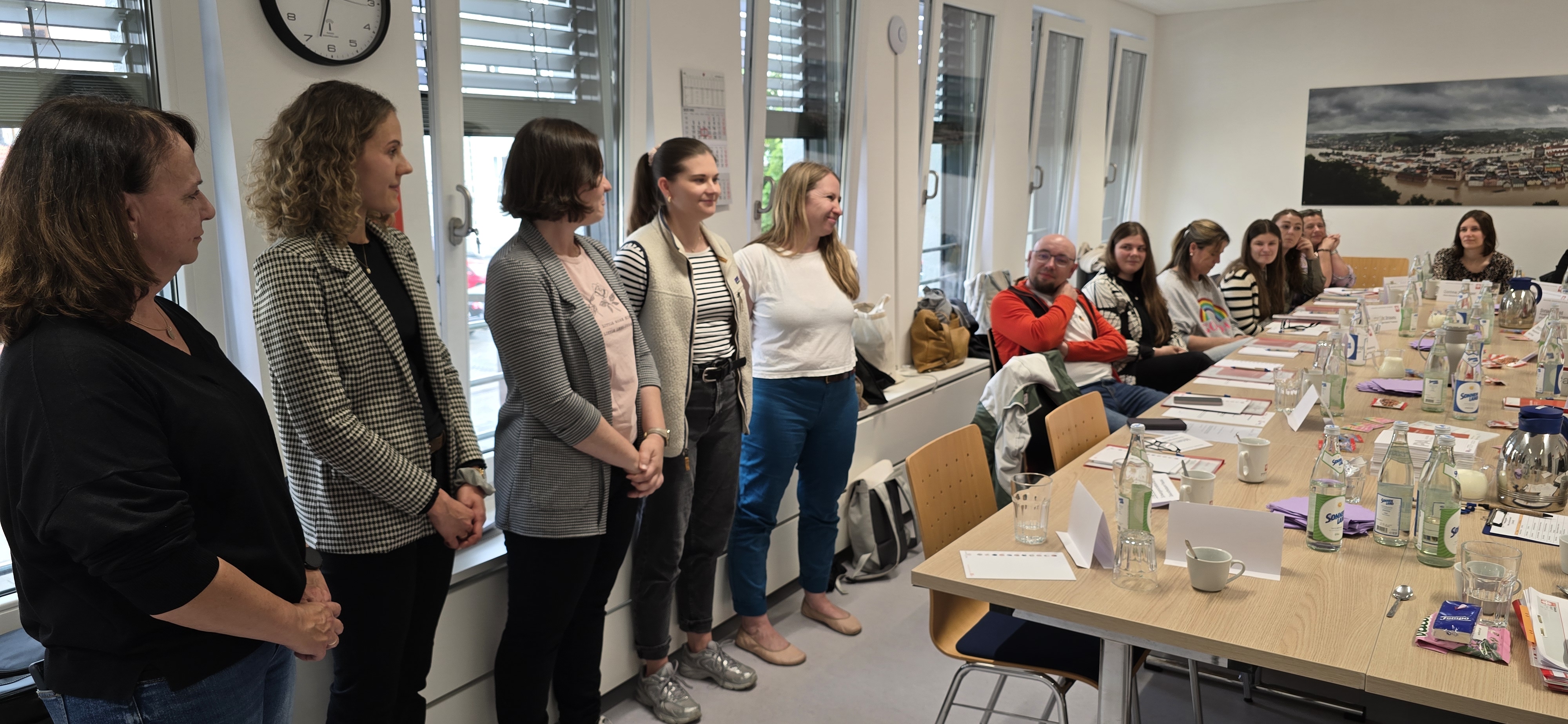 Diese Beraterinnen haben das Netzwerktreffen organisiert: Irene Kriegl, Caritas, Lena Sessa, Landratsamt Passau, Theresa Riesinger, Gesundheitsamt Passau, Elisabeth Lazar, Donum Vitae und Miriam Lempert, Pro Familia.
