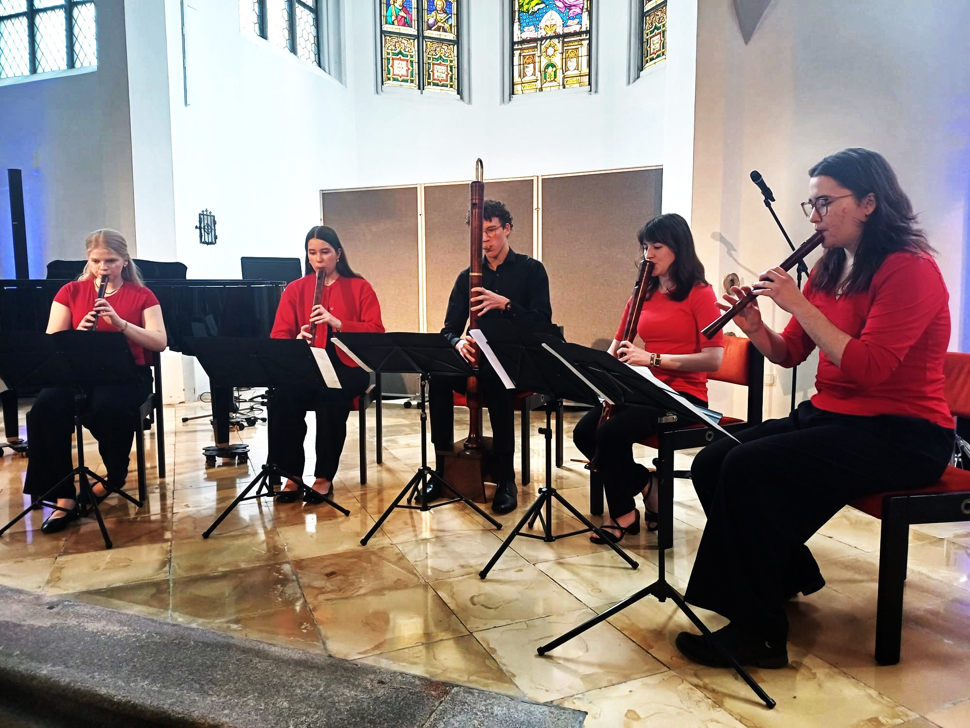 Erhalten den diesjährigen Jugendmusik-Förderpreis: Das Blockflötenquintett „fresh air“ mit Luise Dilling (v.l.), Franziska Just, Fabian Schneider, Julia Niedermeier und Emma Harreiter.