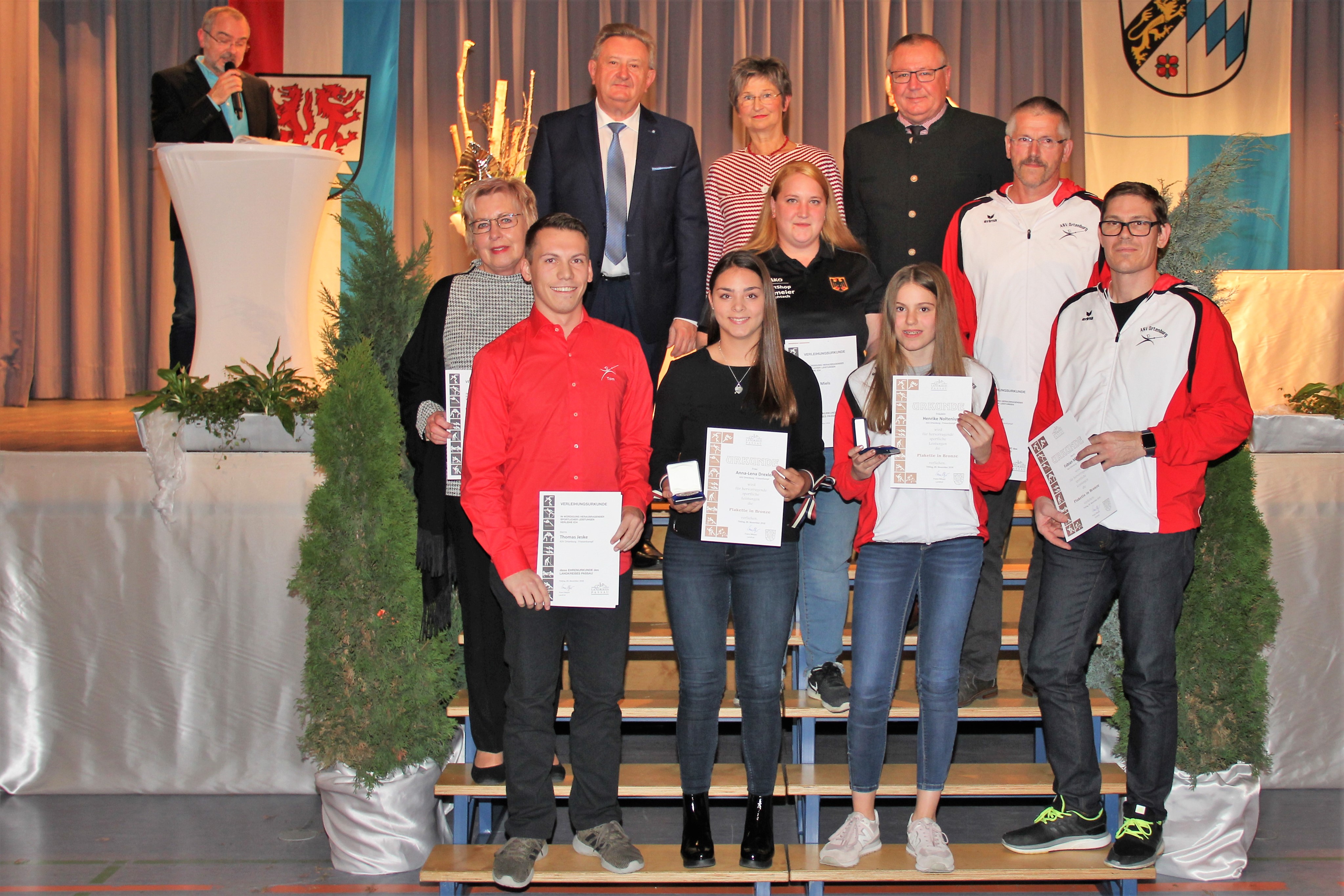 bp-PNP-ALA-Sportlerehrung-Landkreis-Dreiburgenhalle-Tittling-09-11-18 (102).JPG