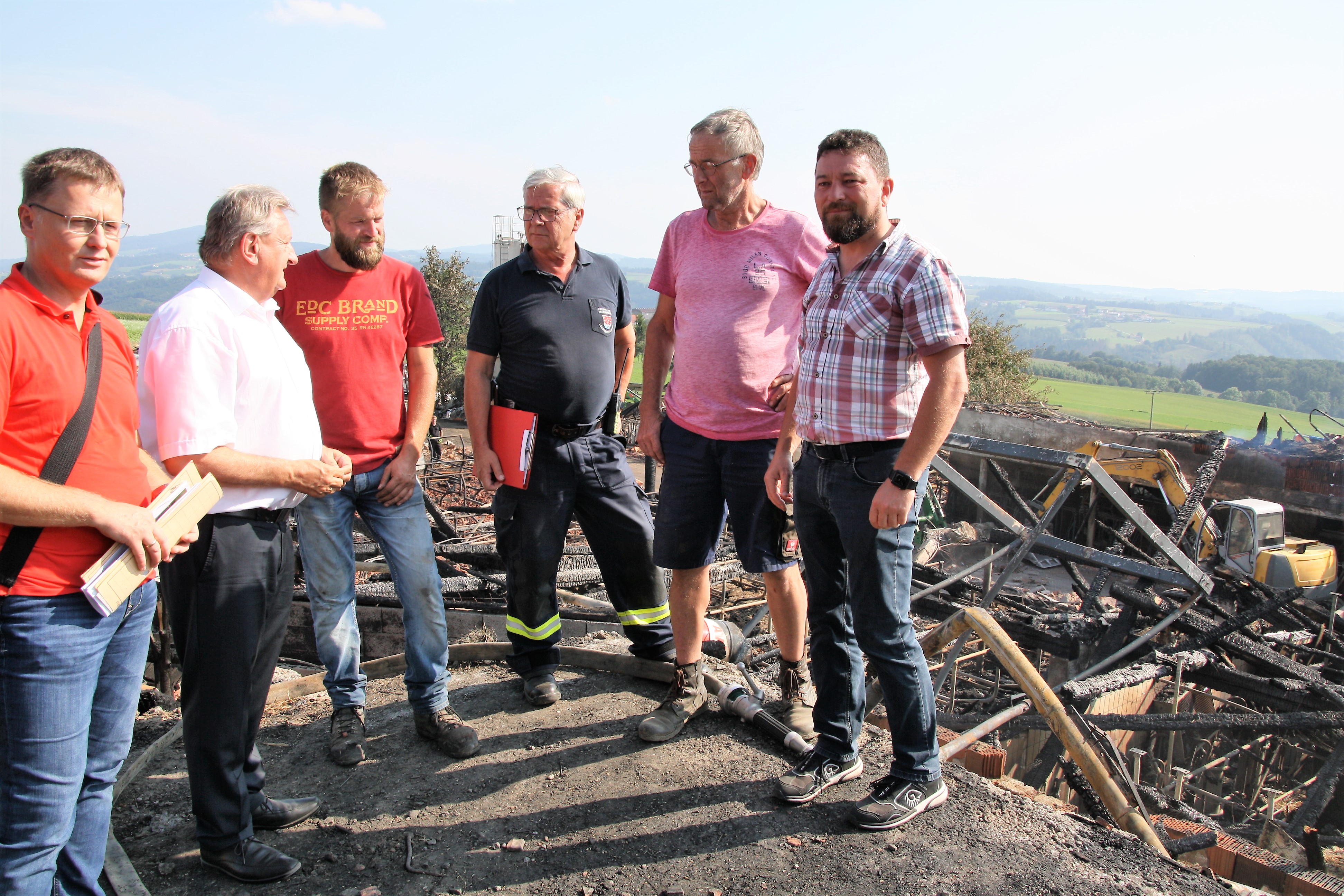 Nach Großbrand bei Thyrnau: Landrat lobt Einsatzkräfte