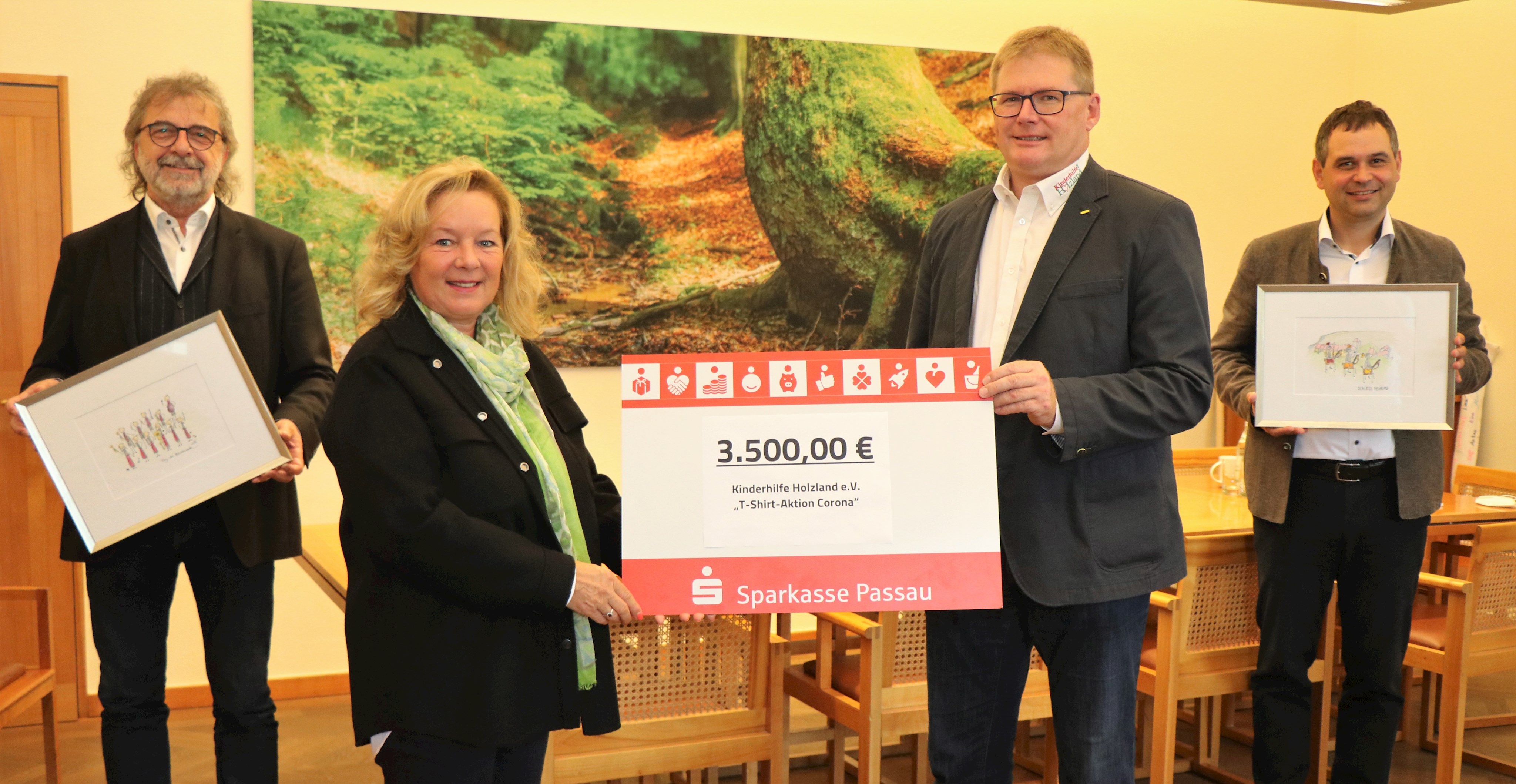 3.500 Euro für die Kinderhilfe Holzland